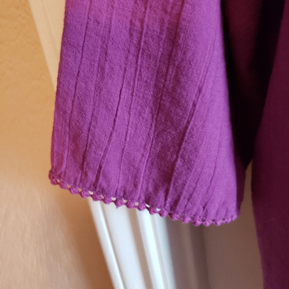 Catherine's embroidered top size 2X - Picture 5 of 5